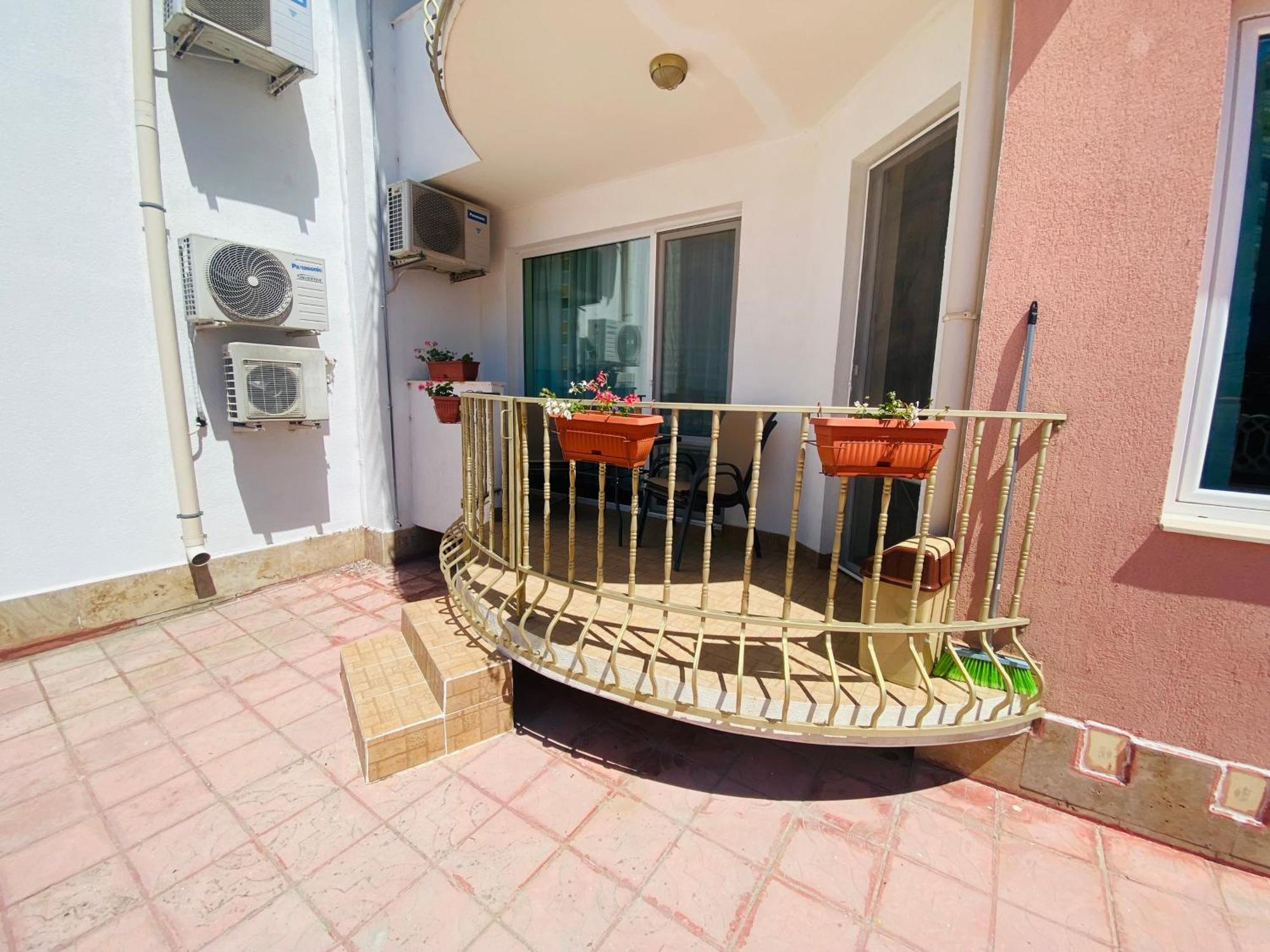 25M From The Beach!! Luxury Sea Paradise Apartment Kawarna Exterior foto